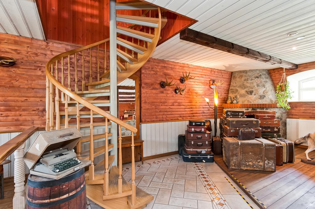 Veskisilla Hotel Türi Exteriér fotografie