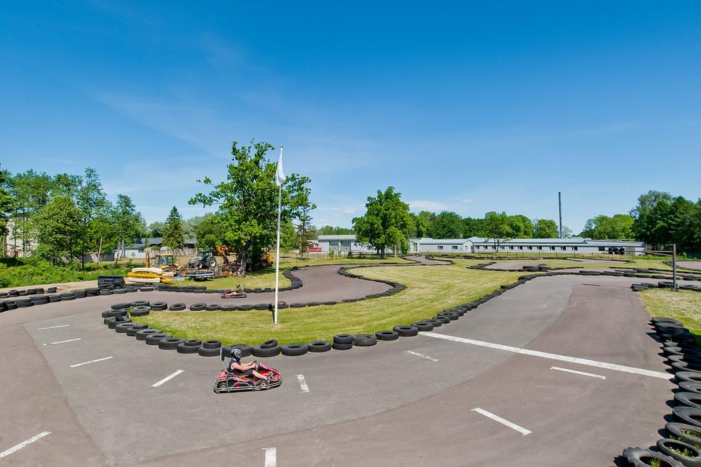 Veskisilla Hotel Türi Exteriér fotografie